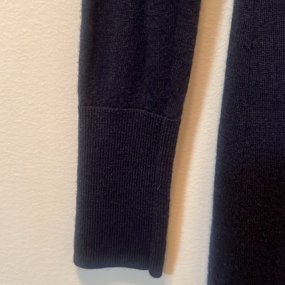 CLUB MONACO NAVY SWEATER DRESS - Picture 5 of 6